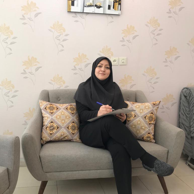 خانم زهره قدرتی اصفهانی